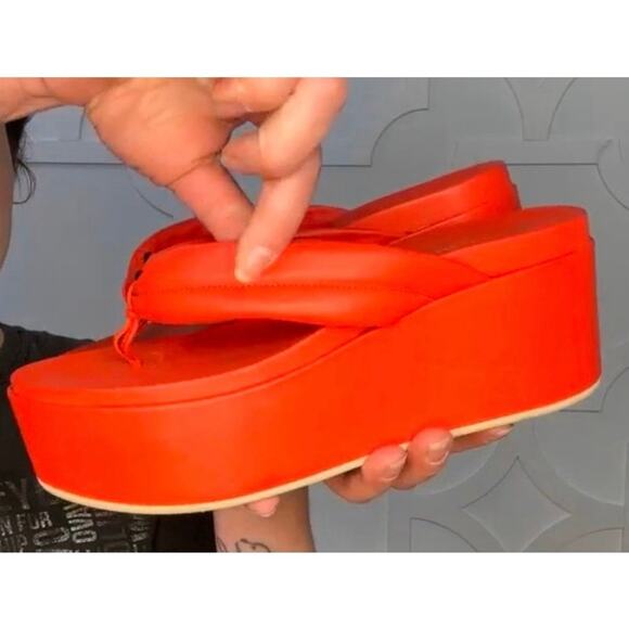 UNLACE Toe Strap Sandals In Red Size Euro 40 / US 10 New in Box MSRP $317 - Picture 10 of 15